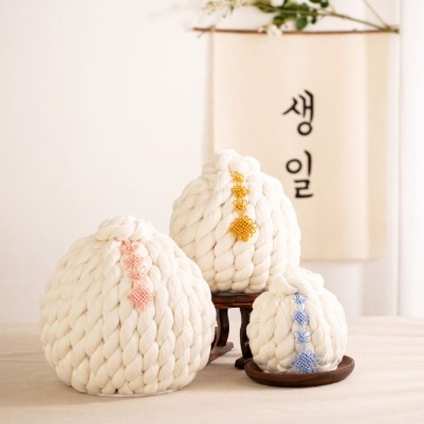 전통 실타래 (매듭 장식)