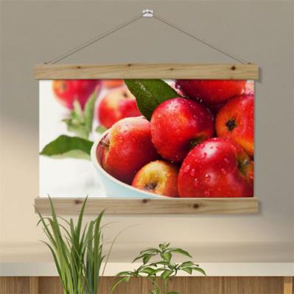 ih994-우드스크롤_60CmX40Cm-이슬이맺힌사과