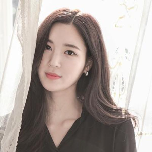 제이로렌 01M01594 큐빅 셋팅 볼드한 원터치 링귀걸이