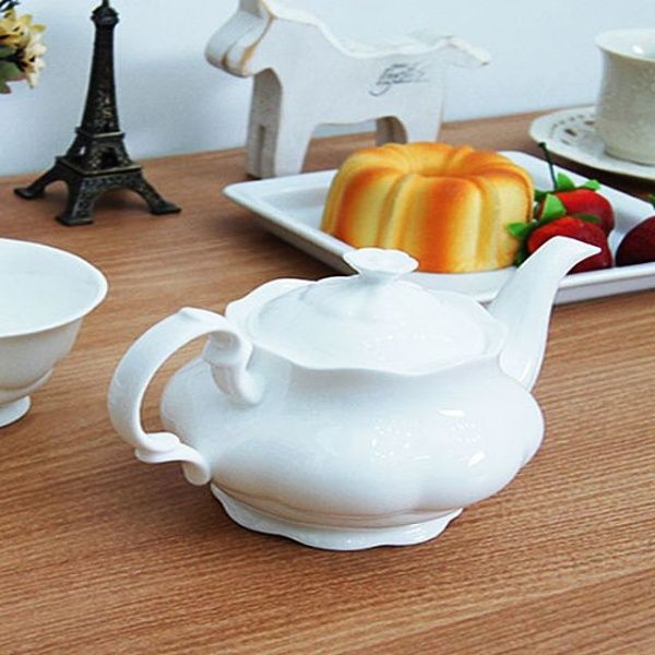 깔끔한 디자인의 퓨어화이트 도자기 티포트(W281779)