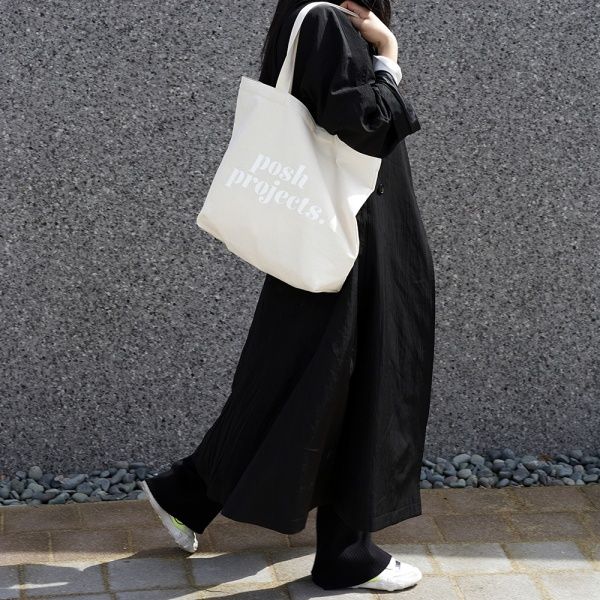 E128 빅 홀리데이 로고 에코백_화이트
